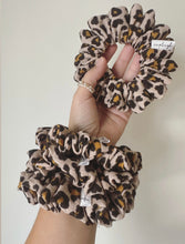 Load image into Gallery viewer, Leopard Organic Muslin Gauze Scrunchie