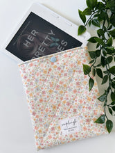 Load image into Gallery viewer, Quilted E-Reader Sleeve - Pastel Floral