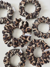 Load image into Gallery viewer, Leopard Swim+Active