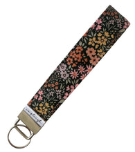 Load image into Gallery viewer, Key Wristlet - Forest