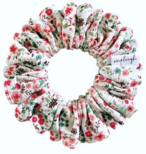 Load image into Gallery viewer, Mon Cheri Floral Ribbed Scrunchie
